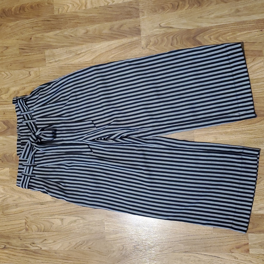 Popsugar Striped Black White Paperbag Waist Culottes Womens M Wide Leg Crop Pant